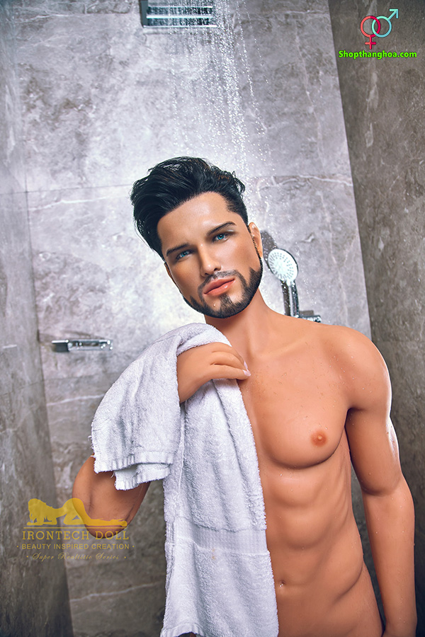 Búp bê tình dục nam 6 múi Hybrid Kevin 35 Irontech Doll giá tốt