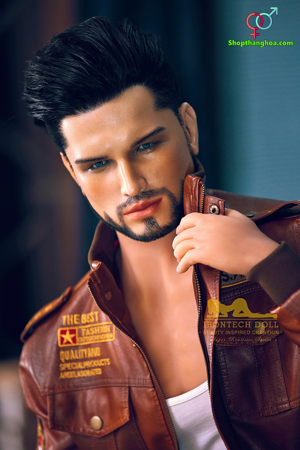 Búp bê tình dục nam 6 múi Hybrid Kevin 35 Irontech Doll giá tốt