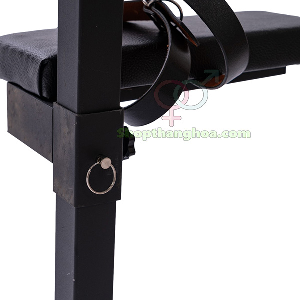 Ghế hỗ trợ quan hệ BDSM tăng khoái cảm cặp đôi