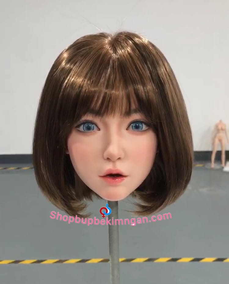 Đầu búp bê silicone cấy tóc có chức năng miệng bú mút tự động