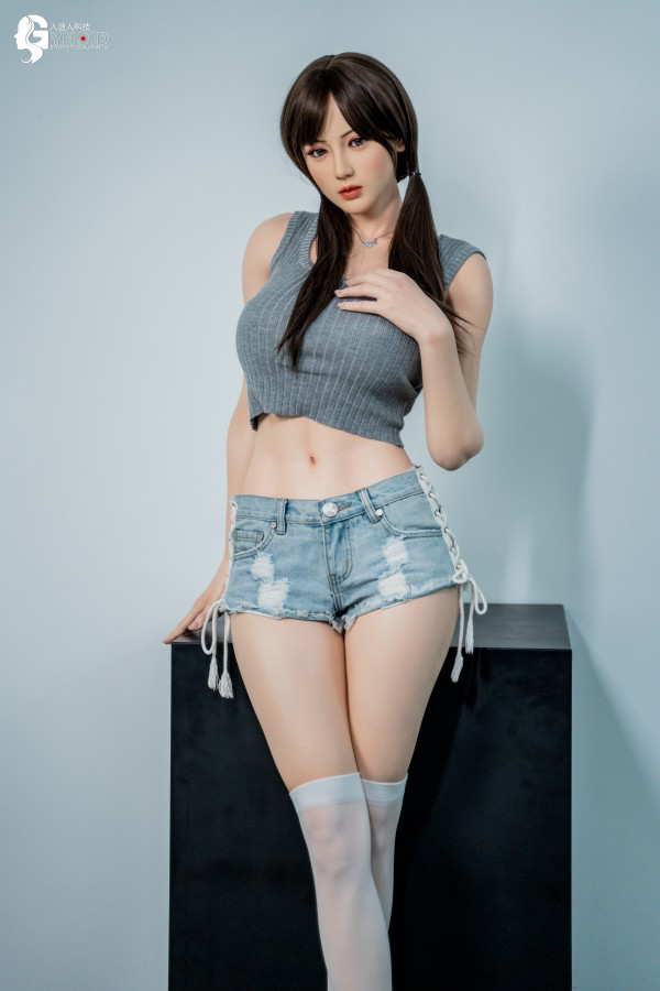 Búp bê silicon chân thật Gynoid Leyla cao 168cm