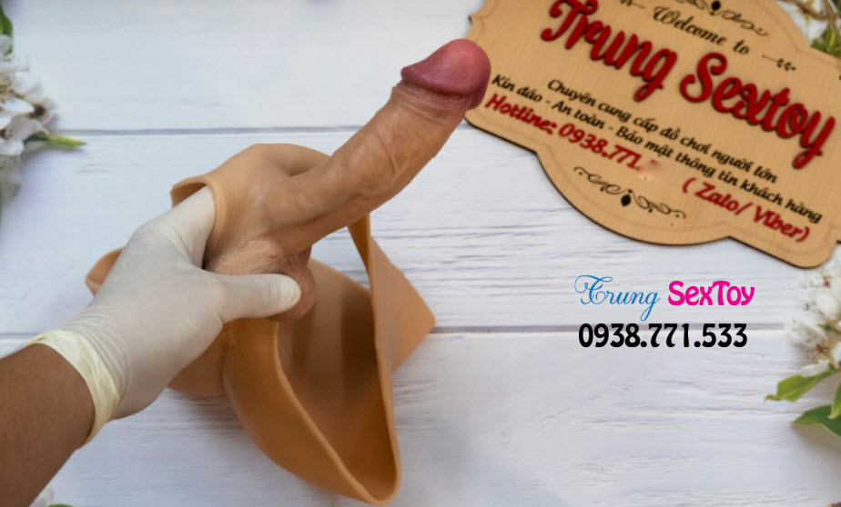 Khám Phá Dương Vật Giả Liền Quần Silicone Sextoy Les Hấp Dẫn Tiện Lợi