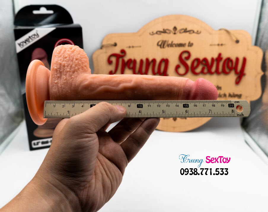 Dương Vật Giả Gắn Tường 8.5 inch Silicone Mềm Mại Kích Thích