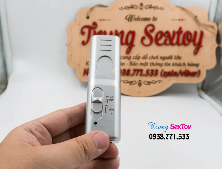 Dương vật giả Lovetoy 18cm Vibrating giải tỏa ham muốn cho nữ