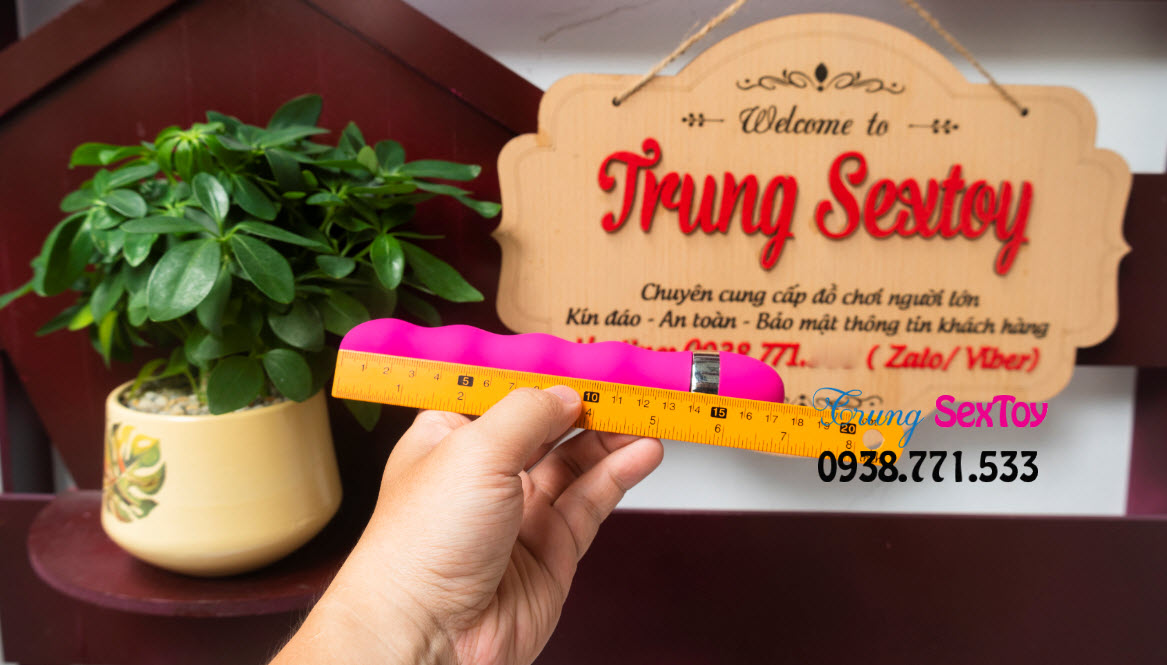18cm Multi-Mode Silicone Vibrating Wand For Intense Pleasure