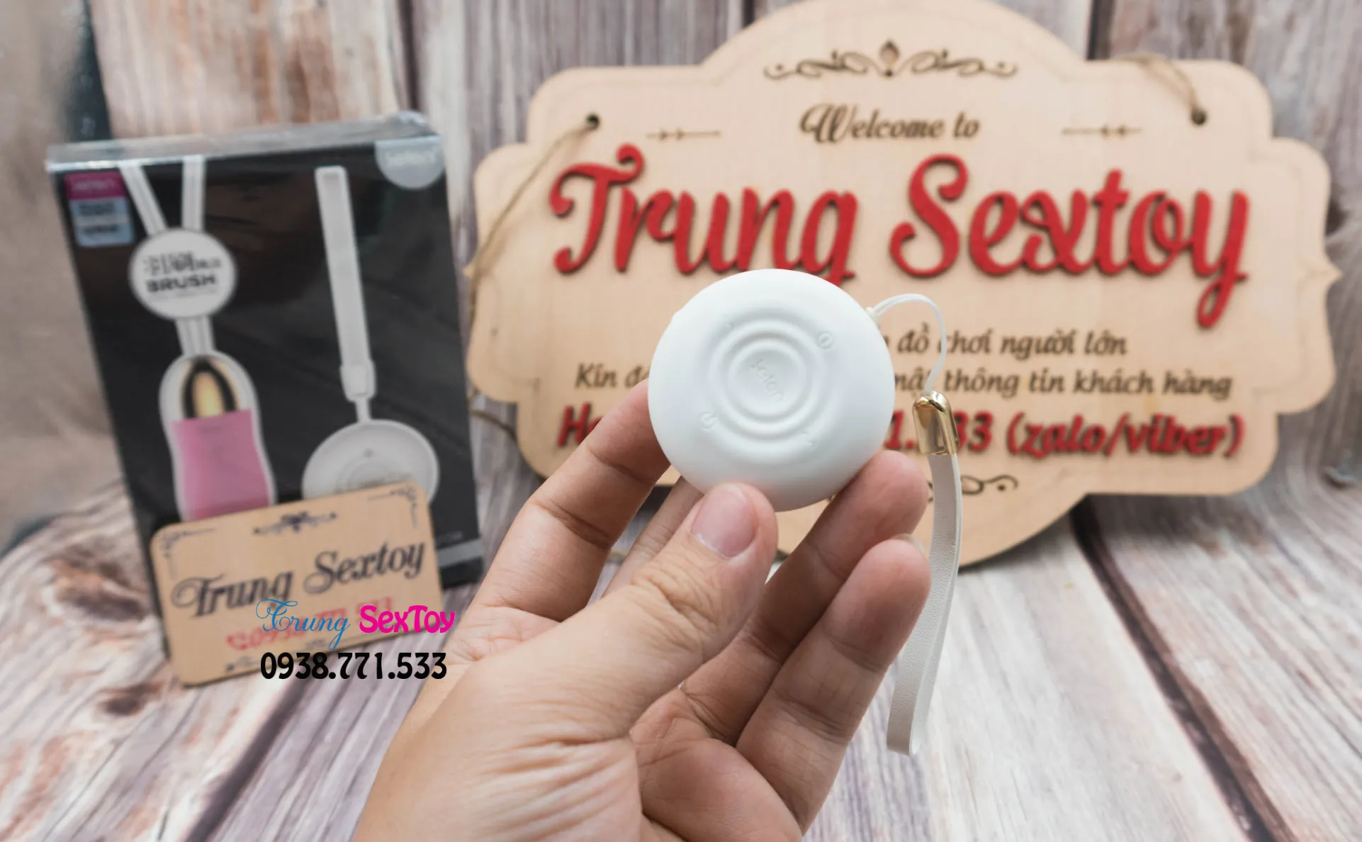 Trứng rung không dây Leten Brush điều khiển từ xa cho phái nữ cao cấp
