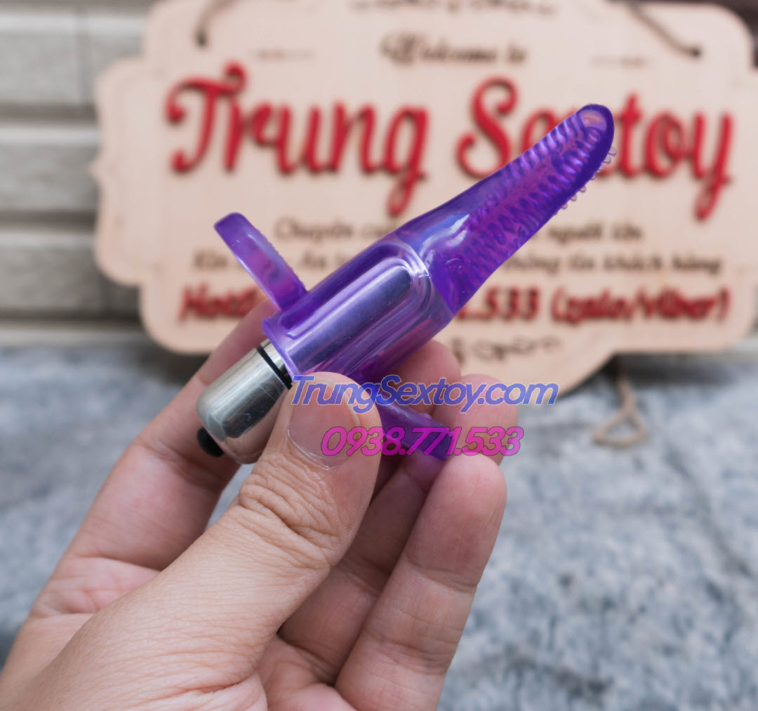 Lưỡi rung ngón tay kích thích đỉnh điểm khoái cảm tình dục