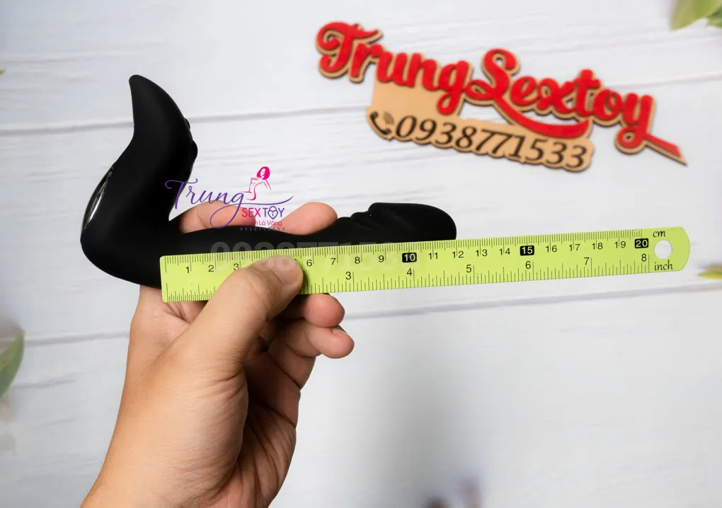 Trải nghiệm đỉnh cao cùng dụng cụ kích thích hậu môn Carlota an toàn sướng