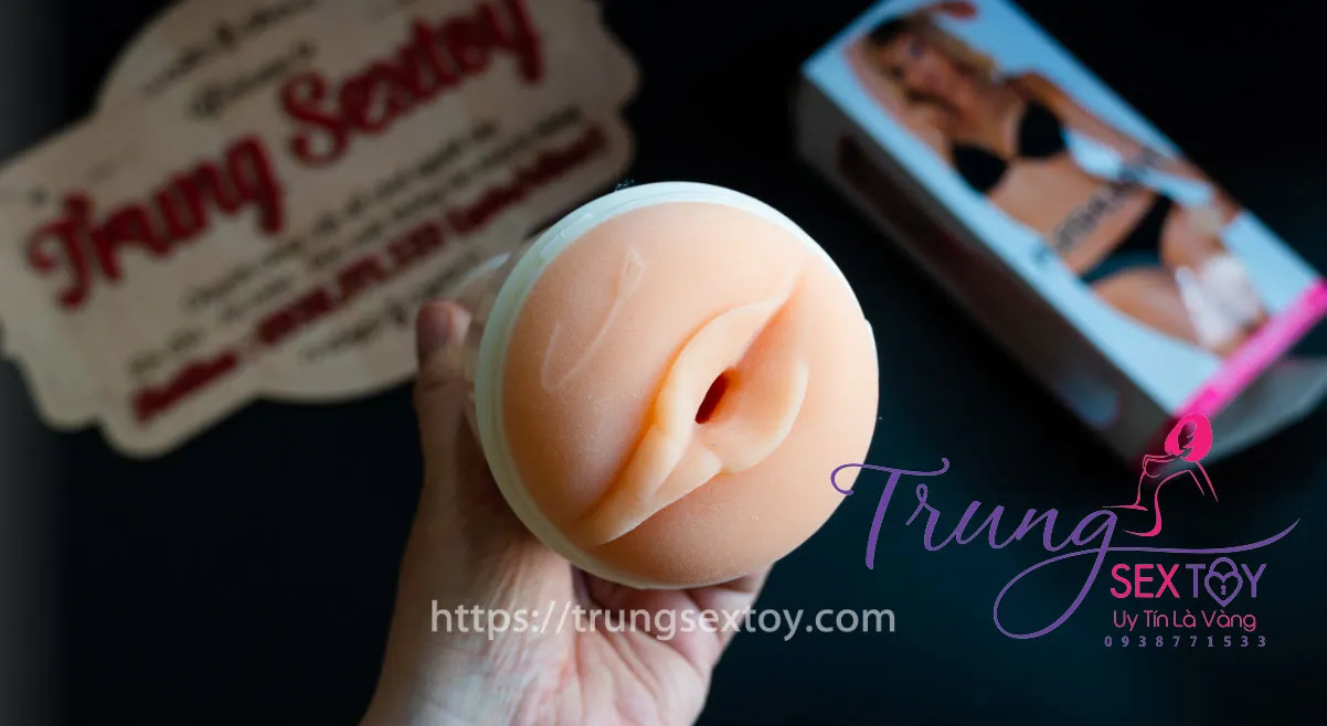 Âm đạo giả Fleshlight Girls Kayden Kross chất liệu SuperSkin siêu phê