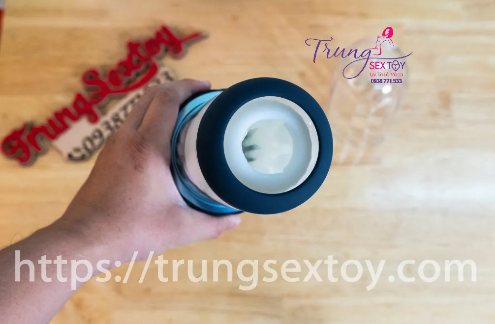 Máy thủ dâm Svakom Alex 5 chế độ rung thụt có âm thanh