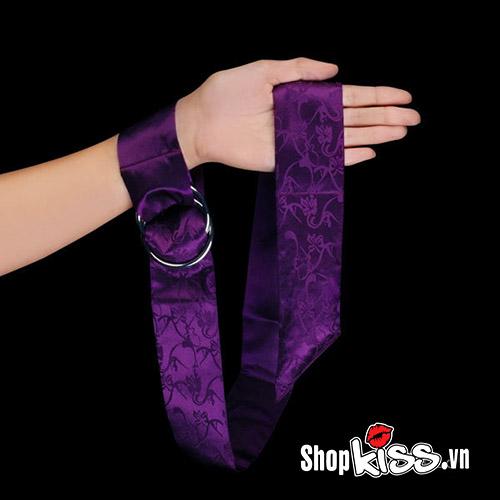 Dây trói tay Lelo BOA vải lụa bạo dâm cao cấp đỏ đen tím