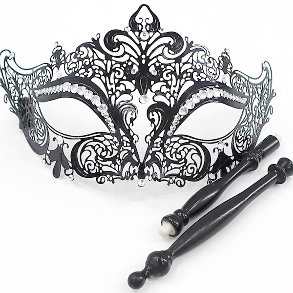 Khám Phá Mặt Nạ Nữ Hoàng Dâm Dục Phụ Kiện BDSM Gợi Cảm Khám Phá Mặt Nạ Nữ Hoàng Dâm Dục Phụ Kiện BDSM Gợi Cảm