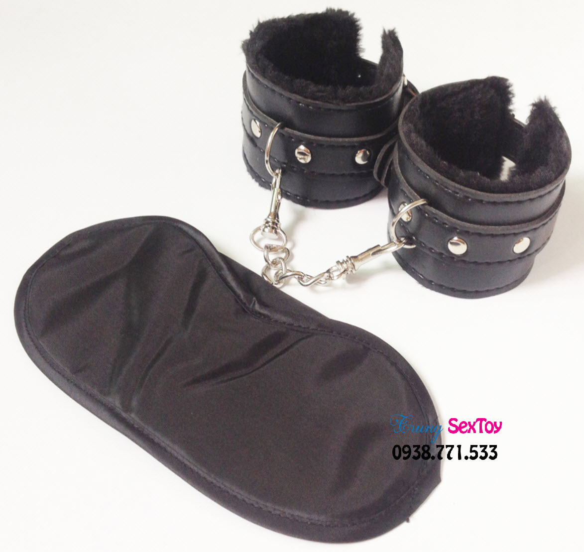 Còng tay chất xúc tác kích thích đam mê, nâng tầm khoái cảm