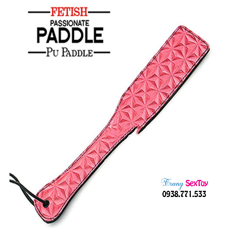 Roi quất mông BDSM kích thích Sub lên đỉnh thỏa mãn