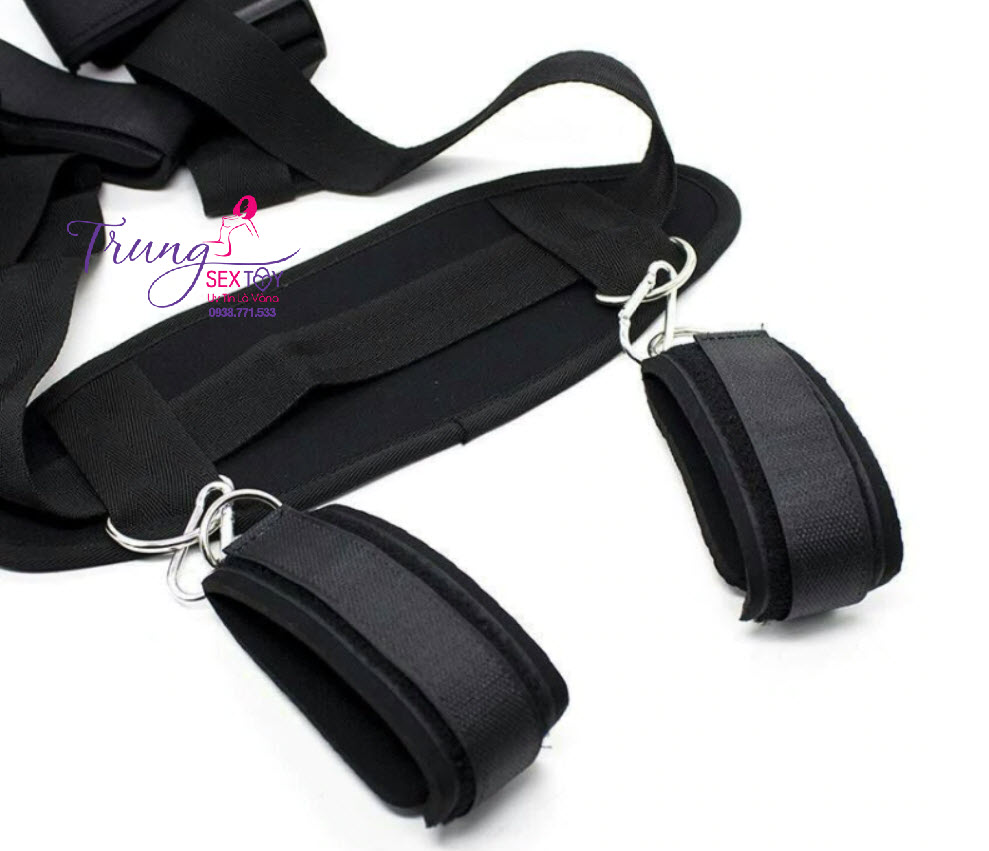 Đồ Chơi BDSM Tư Thế Còng Tay Chân Siêu Kích Thích Khuyến Mãi