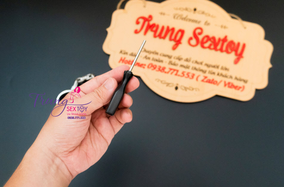 Khóa Còng Tay Kim Loại Đẳng Cấp Cho Người Theo Dõi Hiệu Quả