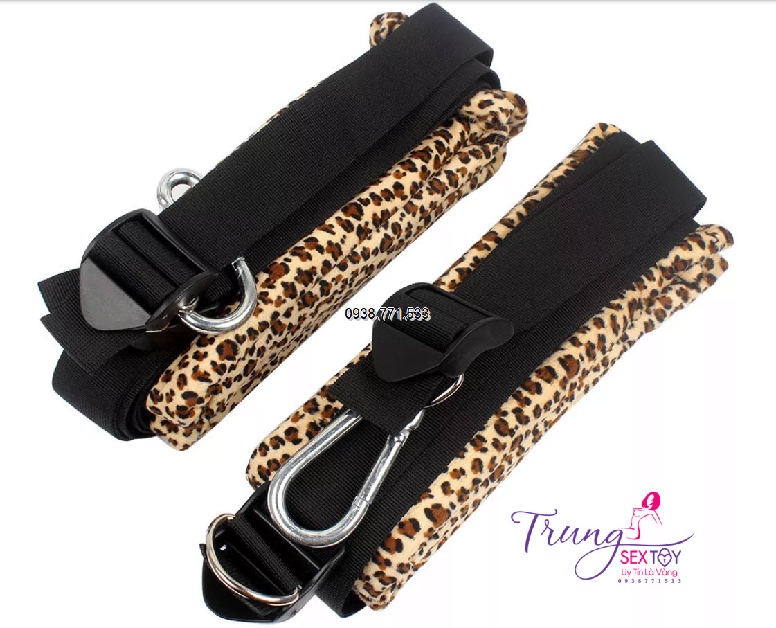 Khám phá đồ chơi bạo dâm cao cấp treo người kích thích đỉnh