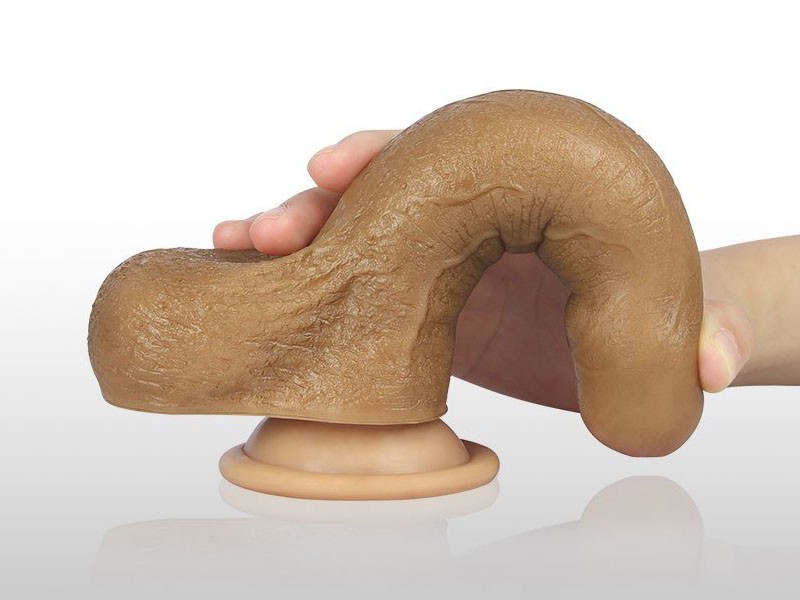Dương vật giả Lovetoy Natural đế hít cao cấp