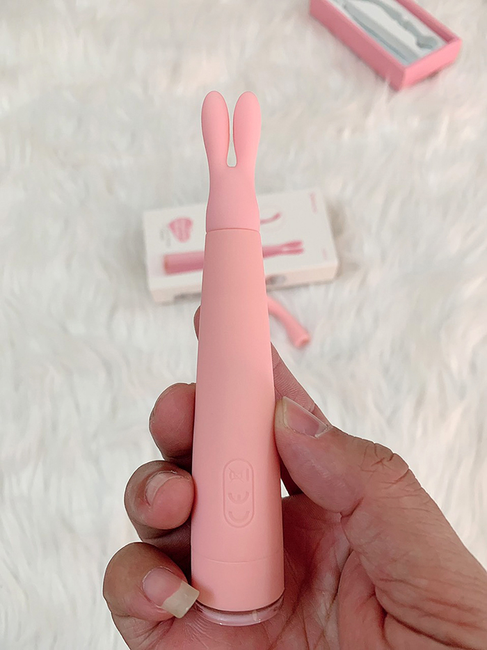 Máy rung massage mini Svakom Lulu 3 đầu kích thích điểm G