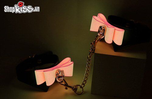 Bộ đồ chơi bạo dâm 7 món phát sáng đêm tăng khoái cảm