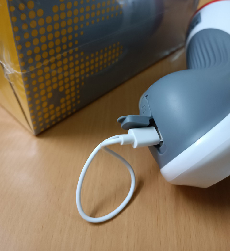 Cốc bú mút Leten Air Burst AD33U siêu thực kích thích phê