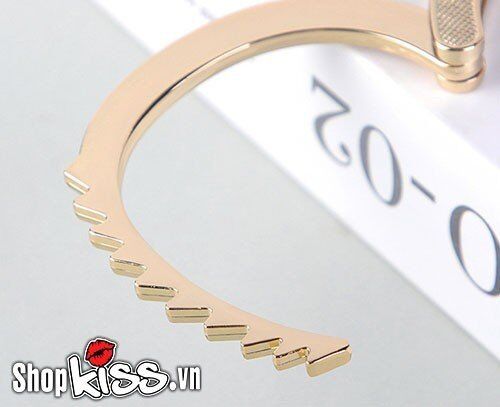 Dụng cụ bạo dâm còng số 8 hợp kim cao cấp an toàn bền chắc