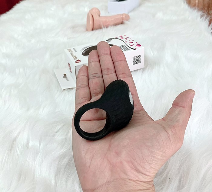 Vòng rung liếm 7 chế độ sạc pin PrettyLove Heloise silicon an toàn