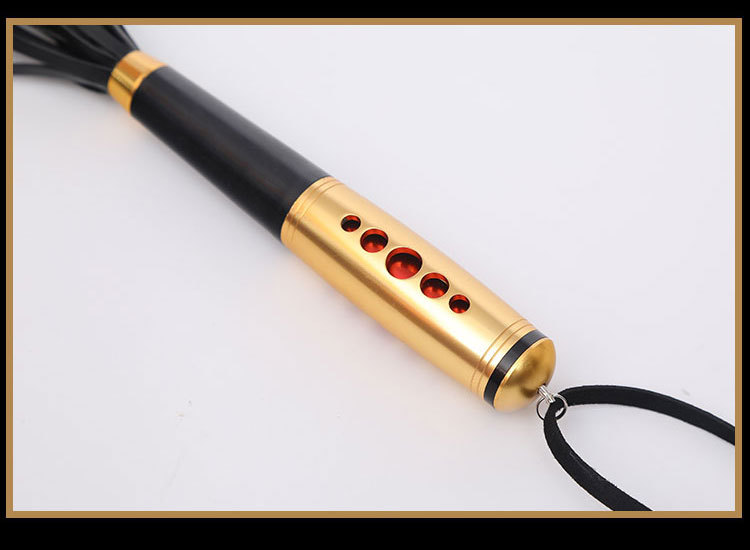 Dụng Cụ BDSM Roi Da Mạ Vàng Sang Trọng Phong Cách Đỉnh
