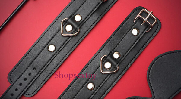 Bộ Quà Tặng BDSM Svakom Cao Cấp Hộp Quà Đặc Biệt Hấp Dẫn