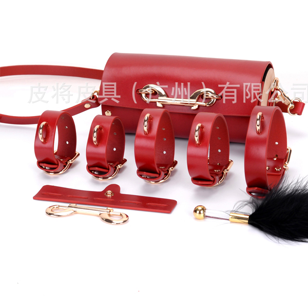 Bộ đồ chơi SM da thật sang trọng tặng túi đựng cao cấp tiện lợi