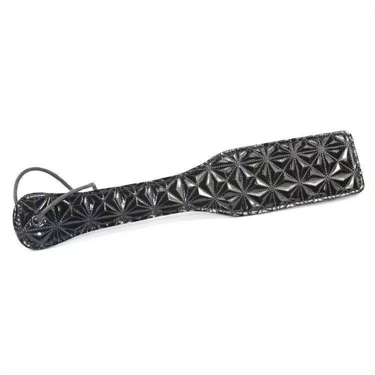 Roi quất mông BDSM tạo khoái cảm mạnh dạy sub hạnh phúc hơn