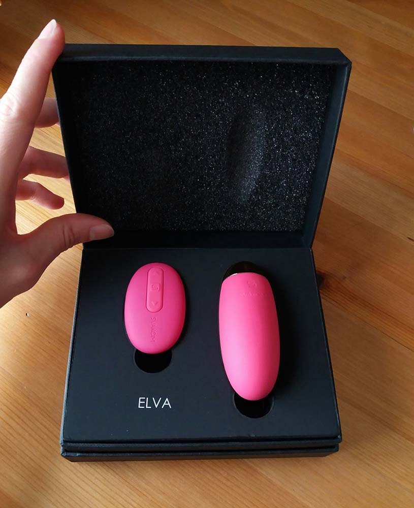 Trứng rung Svakom Elva điều khiển từ xa cao cấp