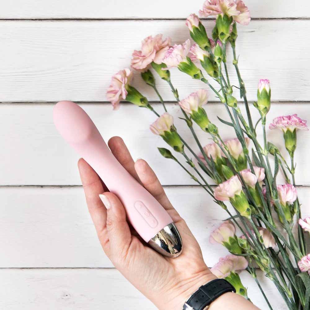 Máy mát xa điểm G Svakom Amy cao cấp sang trọng cho trải nghiệm mới