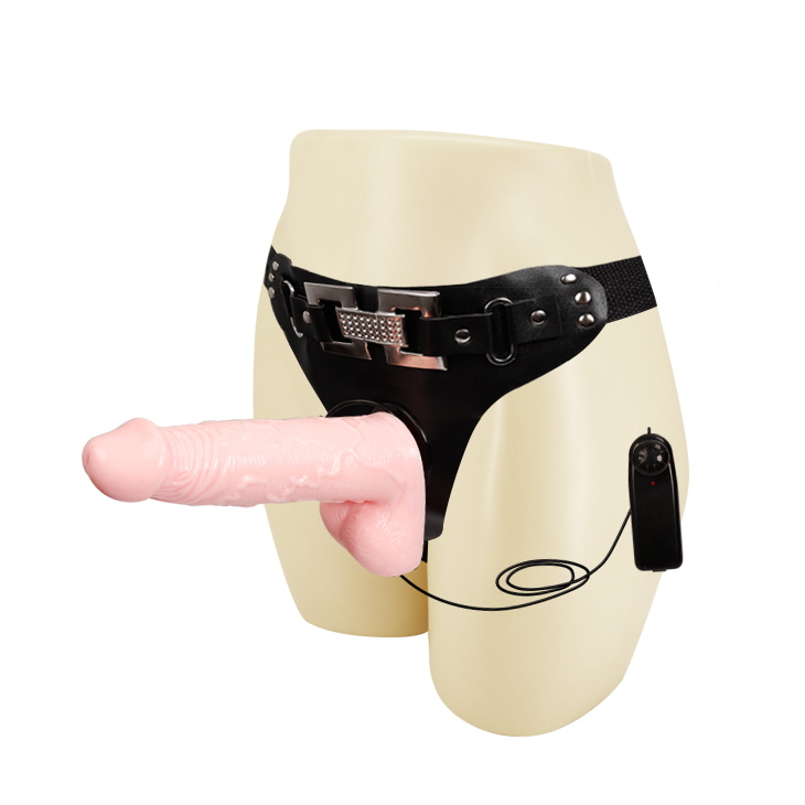 Duong vat gia deo strap on cuc phe cho cap doi