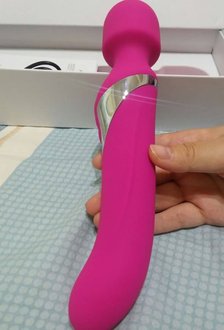 Máy rung AV17A 2 đầu xoay ngoáy cực khoái cho nữ Máy rung AV17A 2 đầu xoay ngoáy cực khoái cho nữ