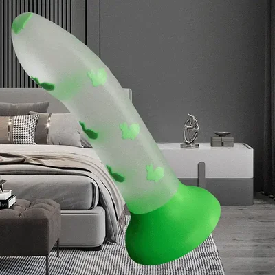 Dương vật gắn tường cao cấp phát sáng trong đêm cho nữ thủ dâm tự sướng DV33D PRETTY LOVE silicon mềm đế hít mạnh lõi thỏ dạ quang chống nước.