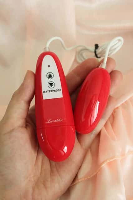 EG07 Máy rung tình yêu siêu kích thích âm đạo tiện lợi chất lượng EG07 Máy rung tình yêu siêu kích thích âm đạo tiện lợi chất lượng