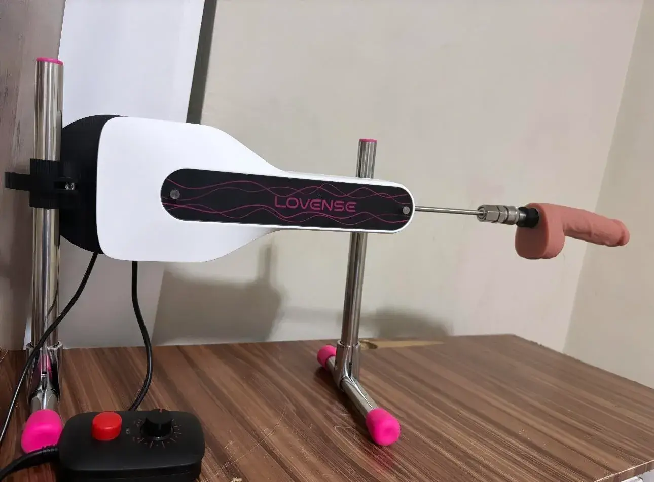 Máy thủ dâm tự động Lovense Mini DC50S dương vật giả silicon rung