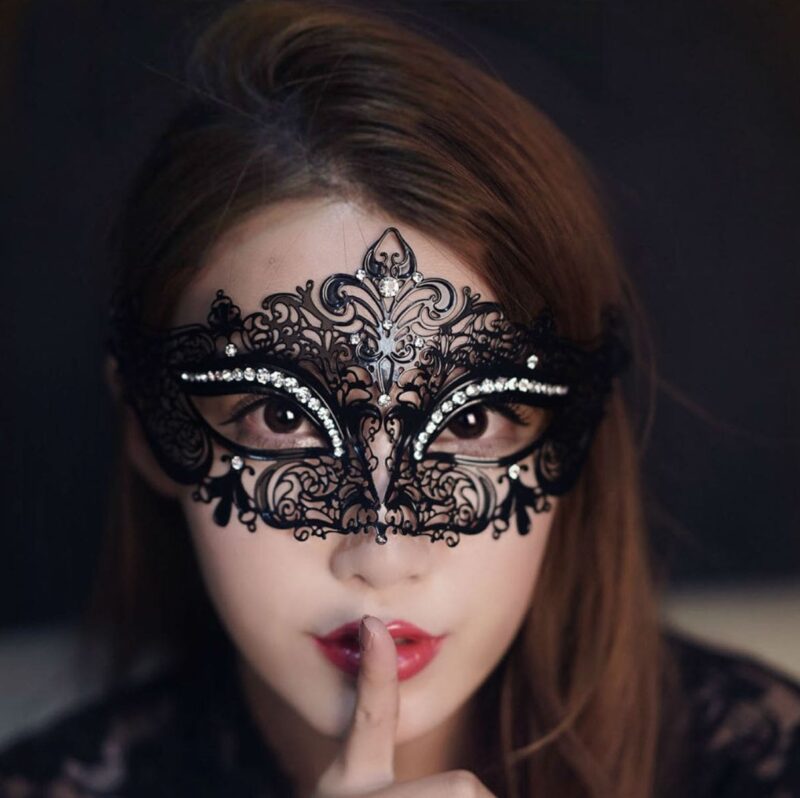 DC56 Mặt nạ hóa trang nữ hoàng bóng đêm siêu gợi tình dục