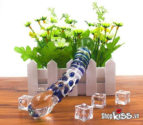Dương vật thủy tinh mát xa hậu môn chấm bi siêu đẹp, dễ dùng