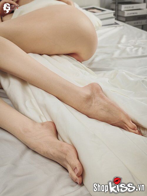 Búp bê tình dục cao cấp Gynoid Leyla DL 1m68 silicon bạch kim khung hợp kim