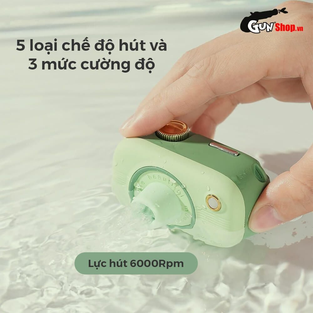 Máy massage Svakom Alberta thiết kế đẹp màu xanh bơ sang trọng