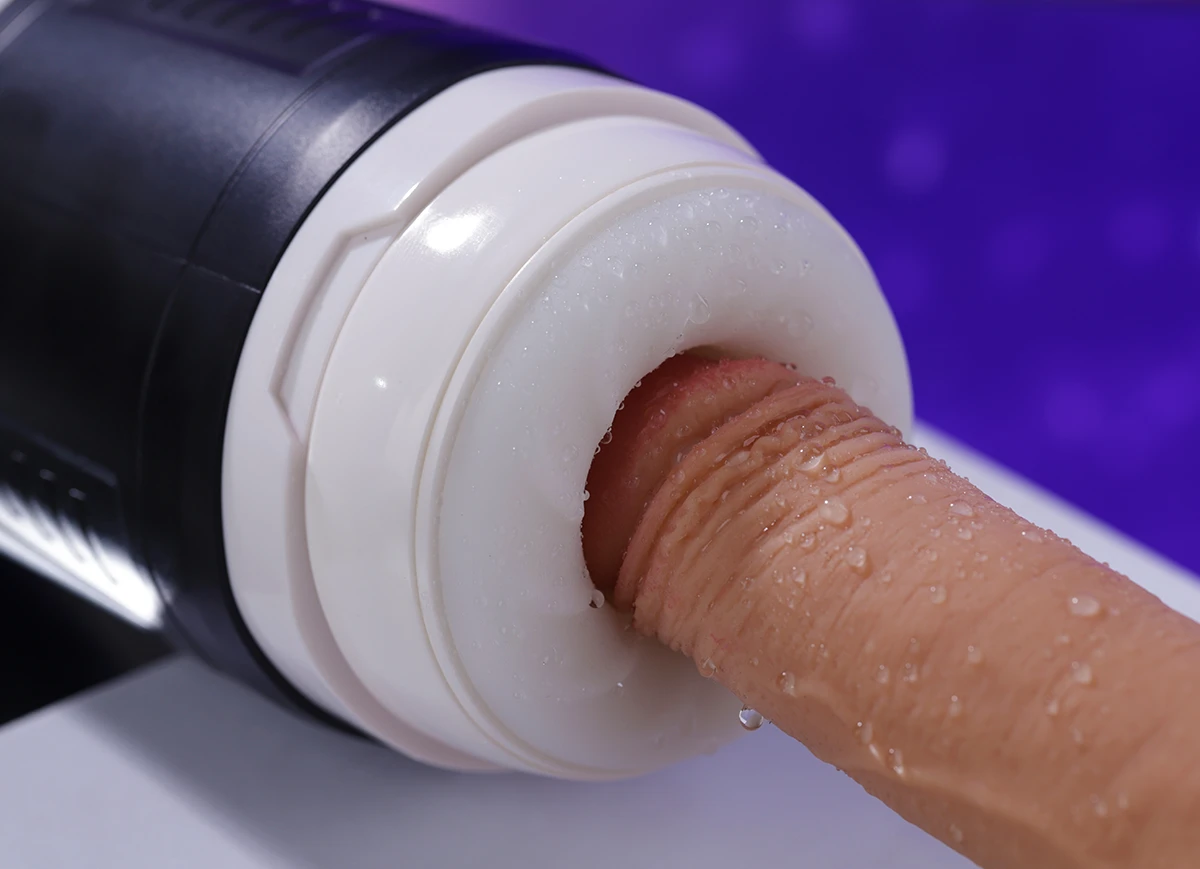 Yeain Mecha Warrior tự động thụt hút sâu máy thủ dâm chất lượng