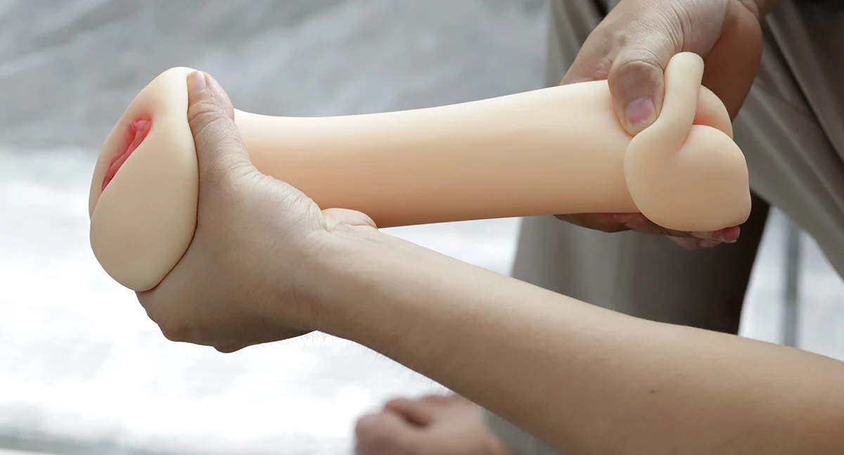 Manmiao Soft Realistic Masturbation Pillow with 3 Sizes