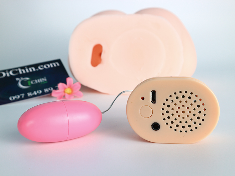 Búp bê Nhật cao cấp kích thích 2 lỗ rung rên mê hoặc