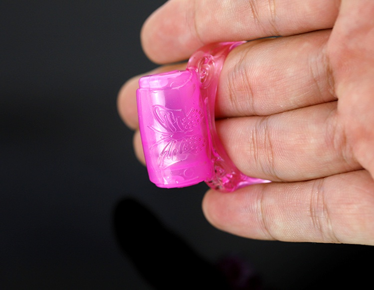 Nhẫn Rung Tình Yêu Kích Thích Hột Le Lên Đỉnh Sau 5 Phút