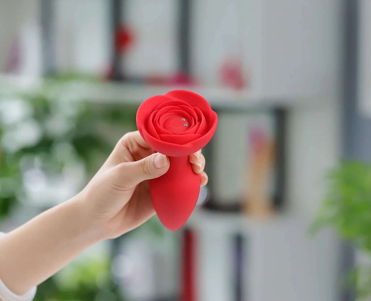 butt plug hoa hong rung dieu khien tu xa cuc da