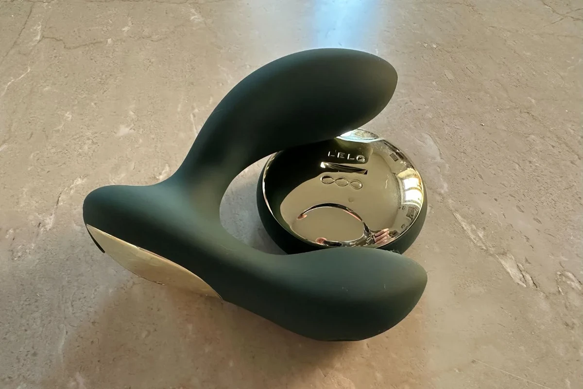 Máy massage tuyến tiền liệt Lelo Hugo 2 điều khiển xa sang trọng