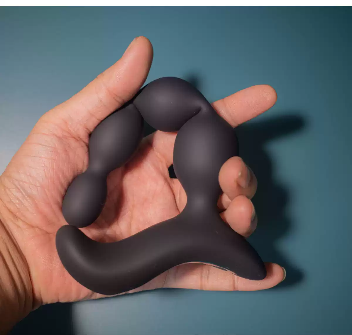 Sextoy hậu môn silicone mềm dẻo Mode-design Boss 10 chế độ rung kích thích