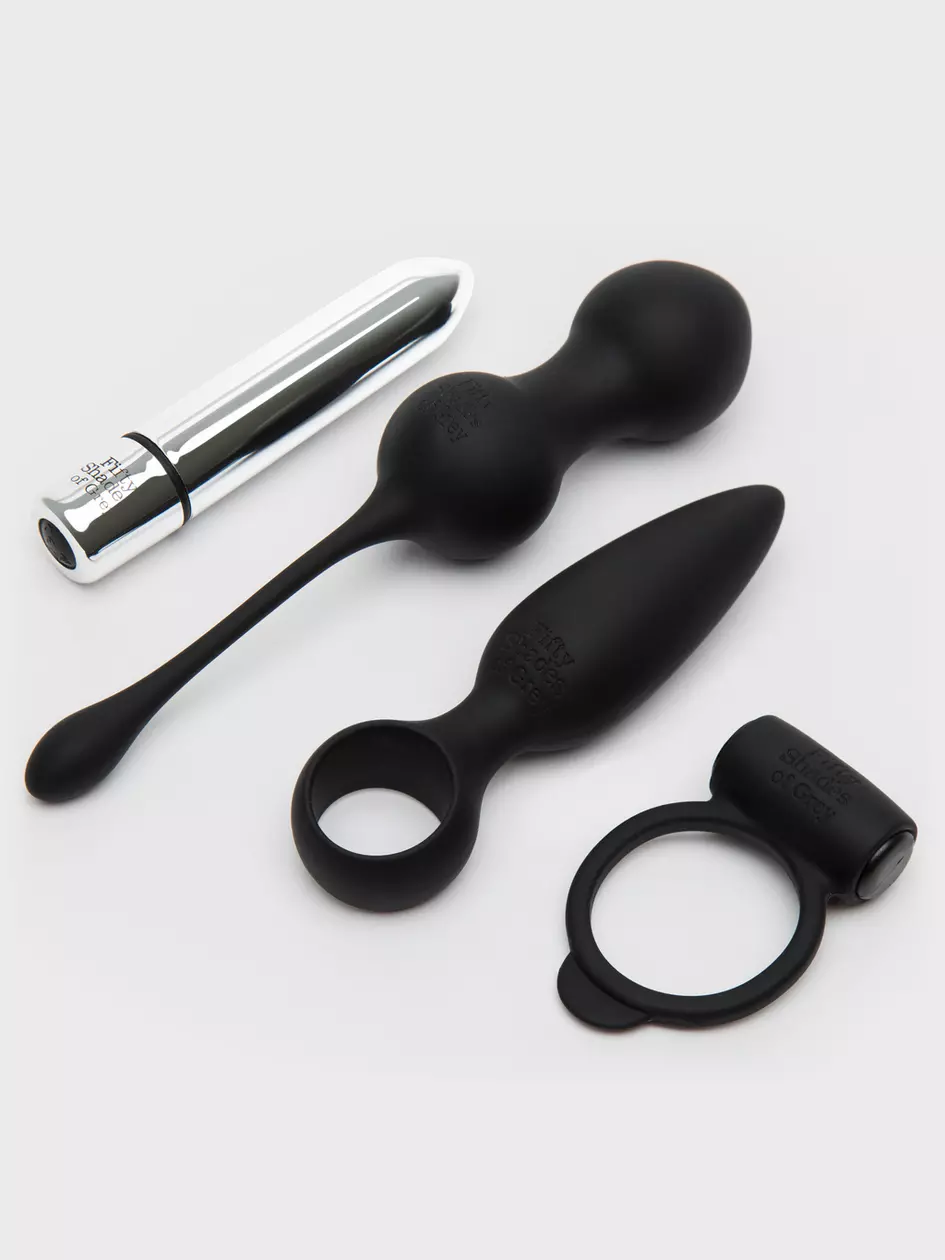 Combo BDSM Fifty Shades of Grey 10 Days of Play cao cấp hấp dẫn Combo BDSM Fifty Shades of Grey 10 Days of Play cao cấp hấp dẫn